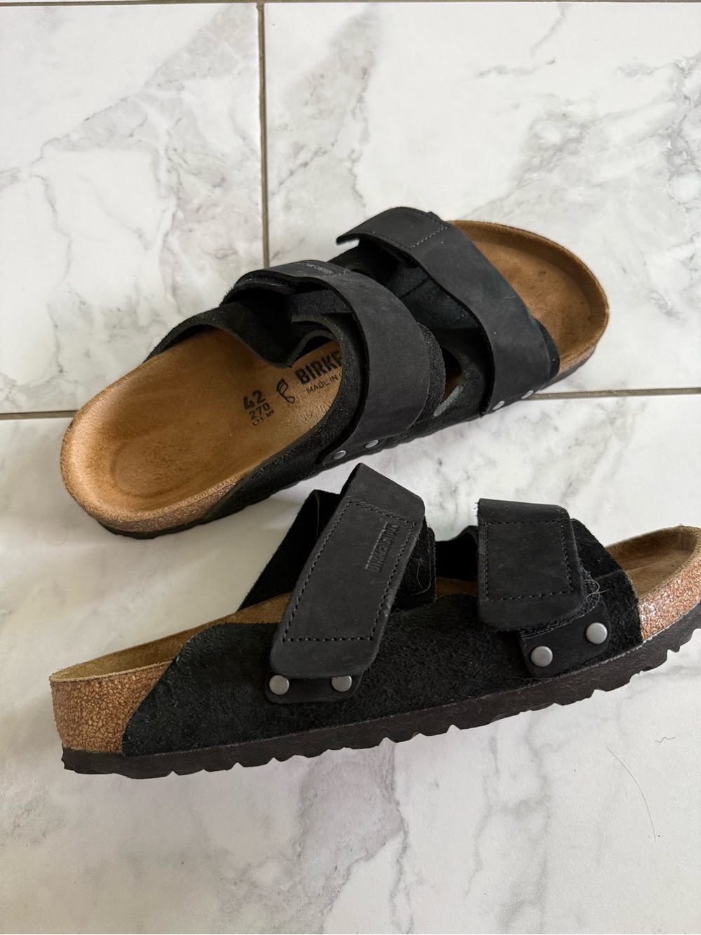 Birkenstock Uji Black Suede Two-Strap Men’s Sandals Like New Fits Size 9-10